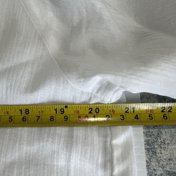 CROCHET TRIM BLOUSE - Picture 5 of 6